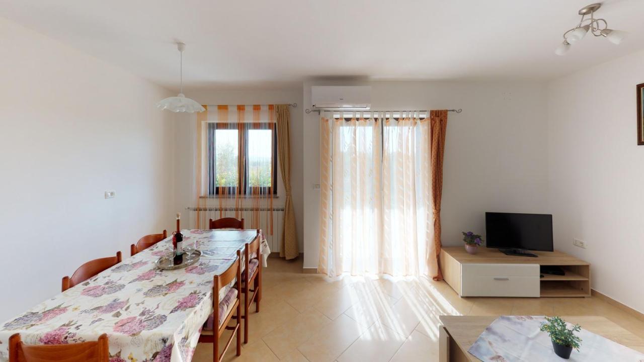 Apartments Goga Umag Extérieur photo